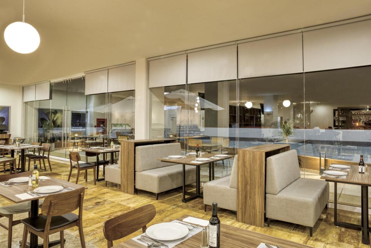 Fiesta Inn Guadalajara Periferico Poniente Zapopan Εξωτερικό φωτογραφία